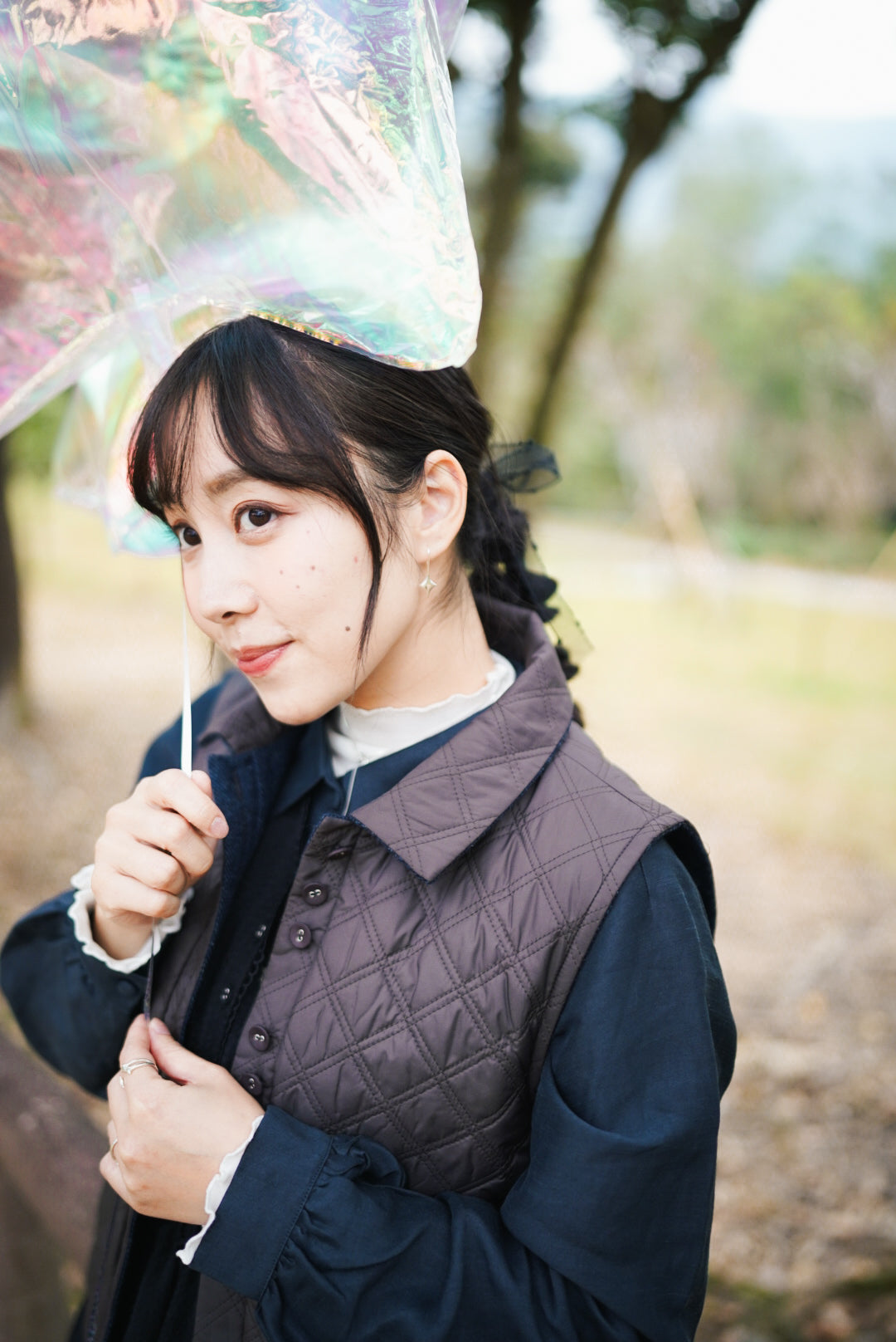 Lara vest ( grayish-brown with navy)