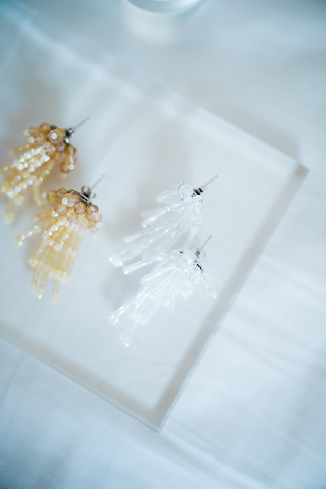 Sparklers earrings II (white)