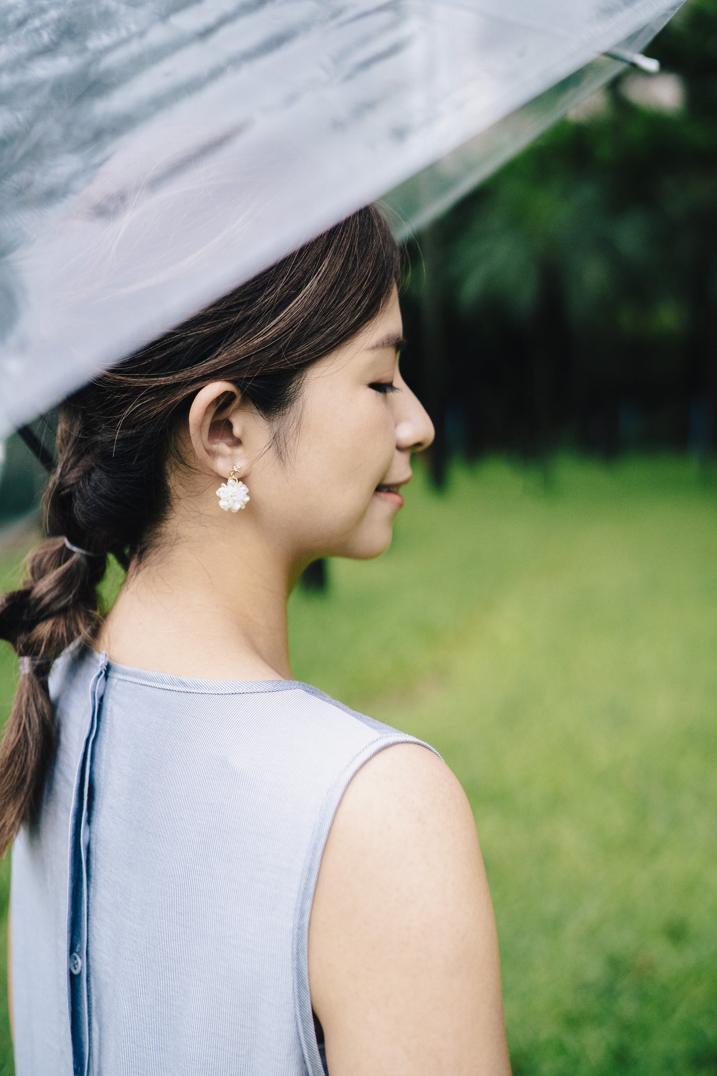 Hydrangea earrings ( White)