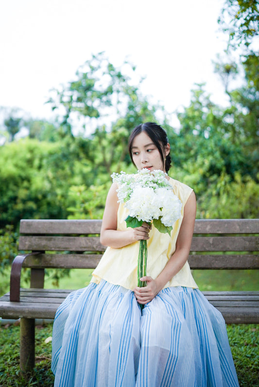 Elsie vest (pale yellow)