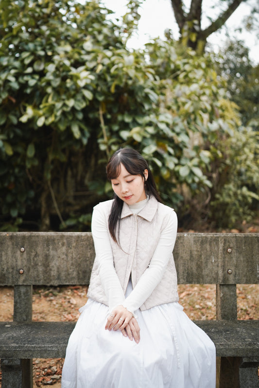 Lara vest ( khaki with deep brown)