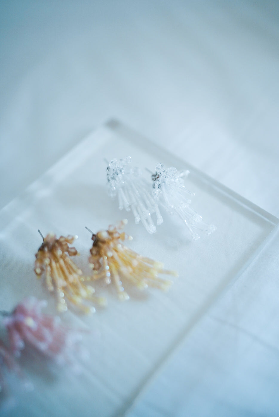 Sparklers earrings II (white)