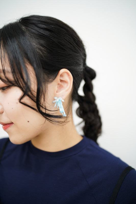 Sparklers earrings II (light blue)
