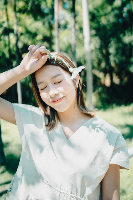 Adora top (light khaki )